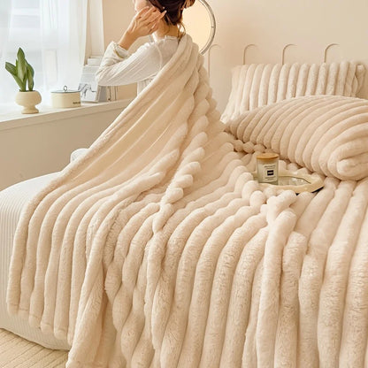 Cozy Thickened Flannel Blanket – Soft Striped Throw for Bed, Sofa & Travel