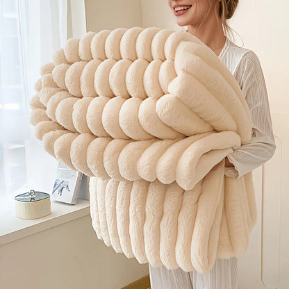 Cozy Thickened Flannel Blanket – Soft Striped Throw for Bed, Sofa & Travel